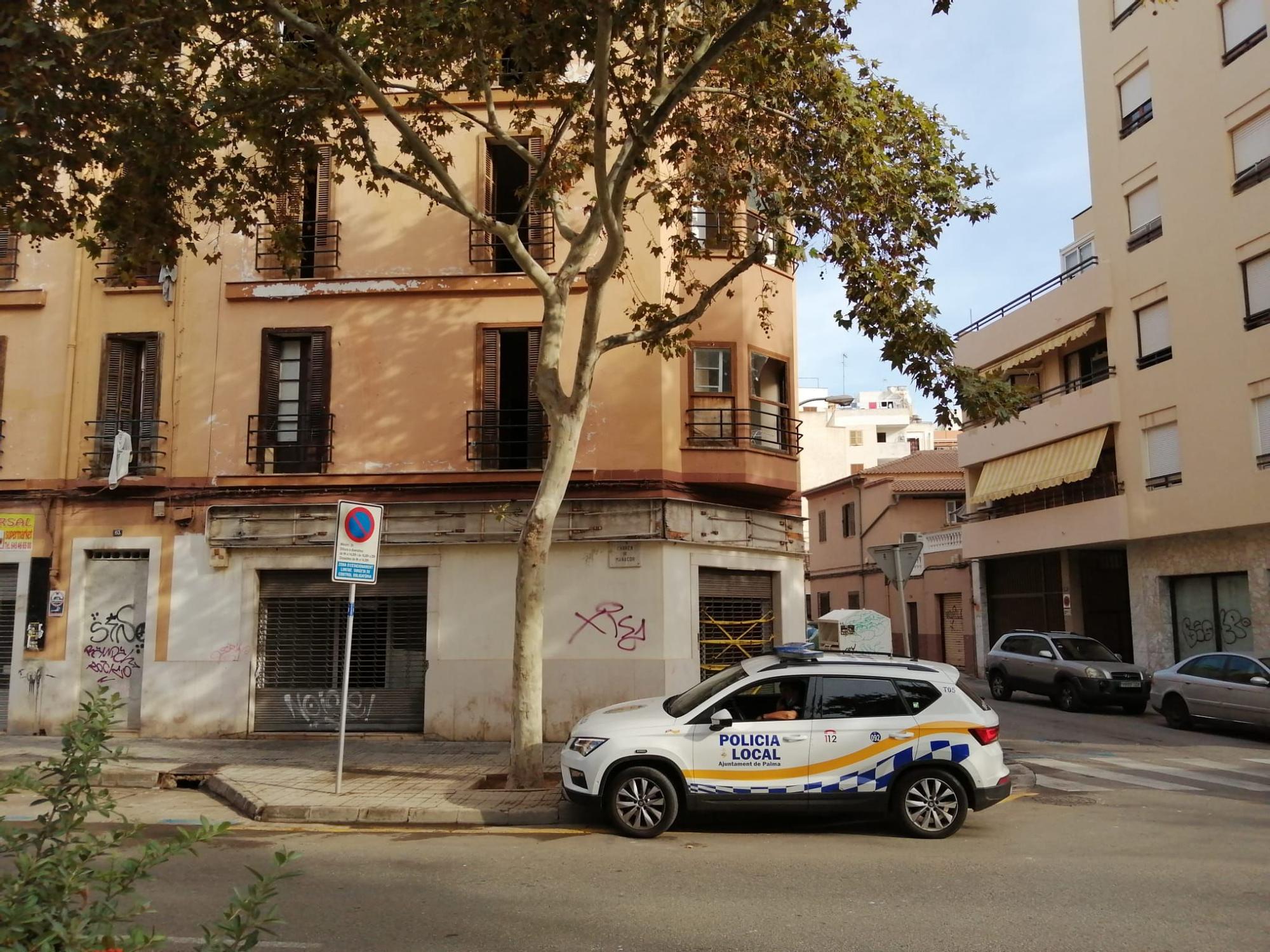 Un afectado por el incendio del edificio okupa: "No tenemos dónde ir, no sé qué vamos a hacer"