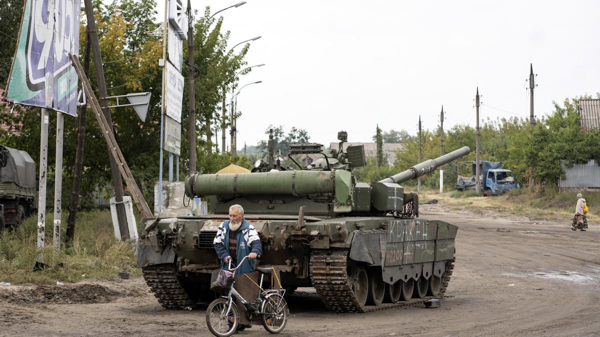 Imagen de un tanque en Ucrania.