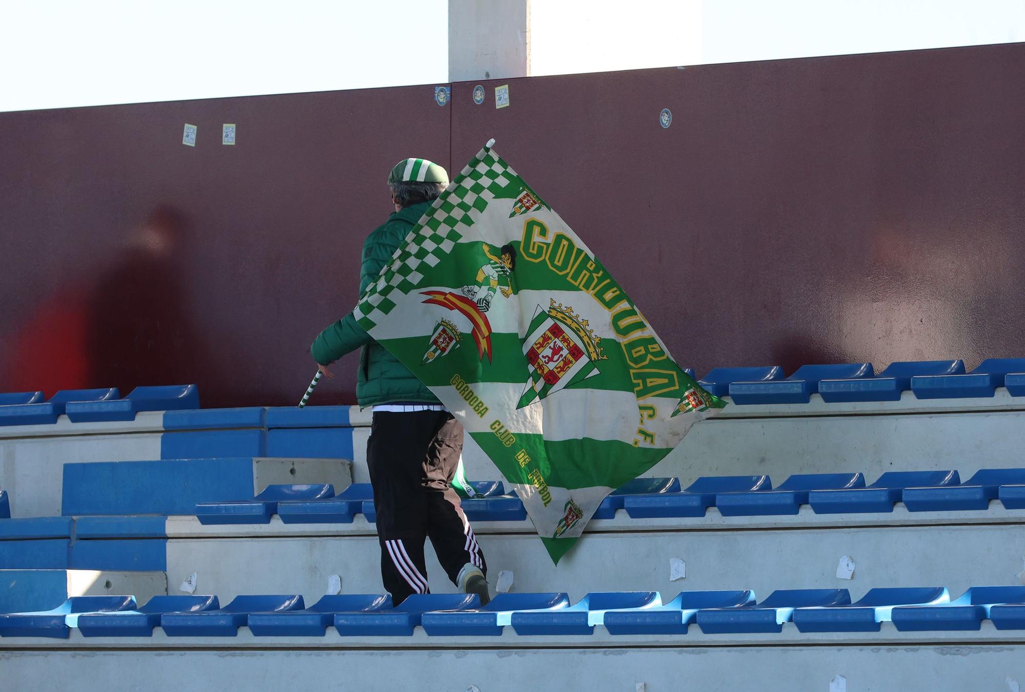 Las imágenes de los adficionados del Córdoba CF en Salamanca