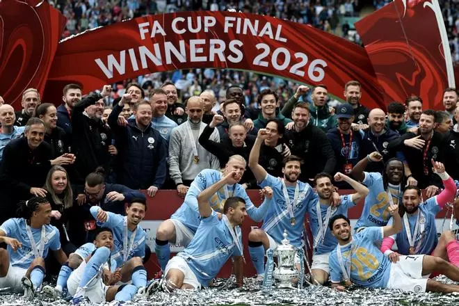 Un famoso futbolista del Manchester City pone punto y final a su relación vinculada a Ibiza