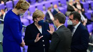 Angela Merkel en su ultima sesión en el parlamento alemán para la votación del nuevo canciller