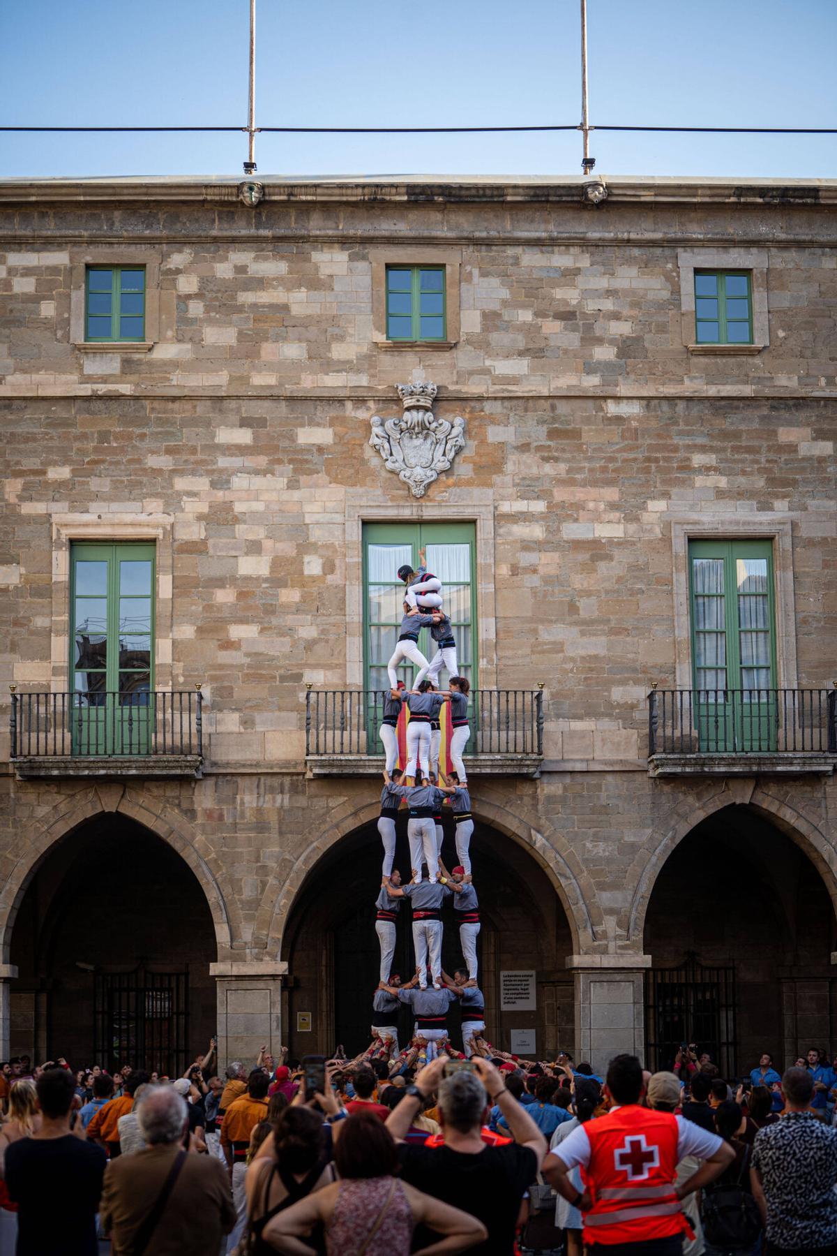 Les imatges de la Diada castellera de colles de l'eix, a Manresa Les imatges de la Diada castellera de colles de l'eix, a Manresa