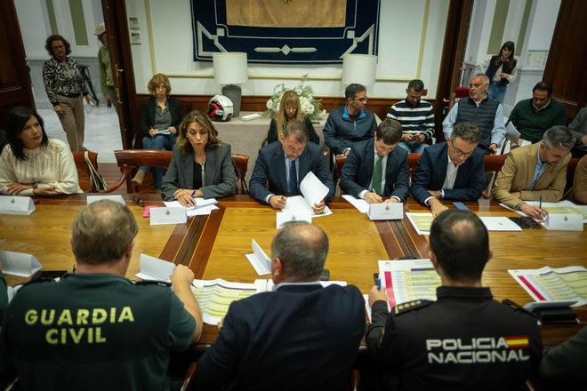 Reunión de seguridad por el Carnaval de Santa Cruz