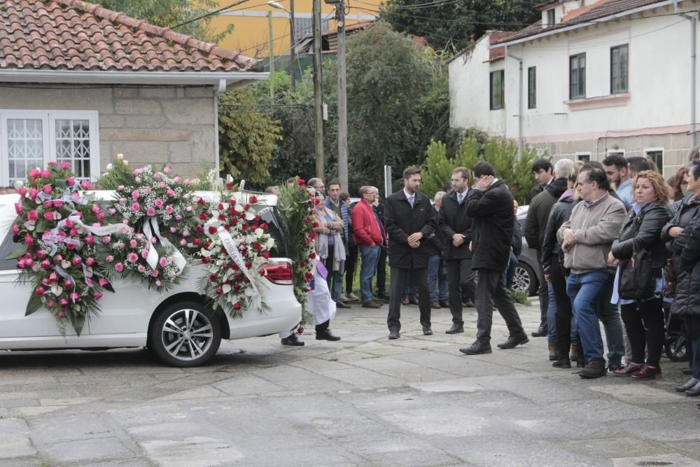 Multitudinaria despedida al isleño Manuel Otero Blanco "O Jarulo"