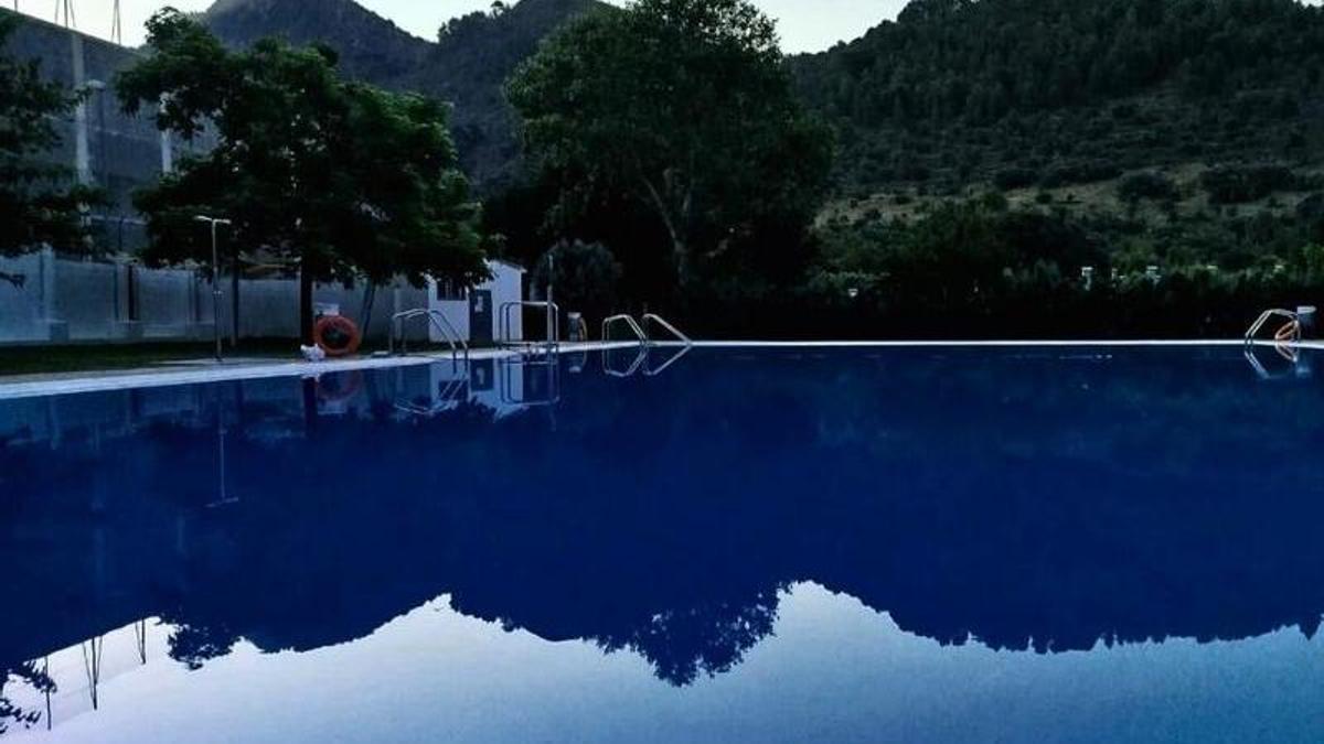 Foto de archivo de la piscina de Chóvar.