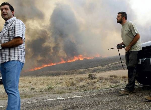 Fotogalería del incendio en Trasobares