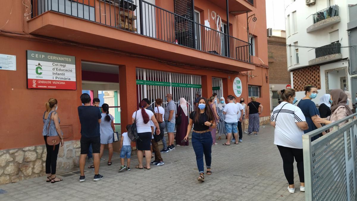 Imagen del inicio del curso en el colegio Cervantes de Dénia