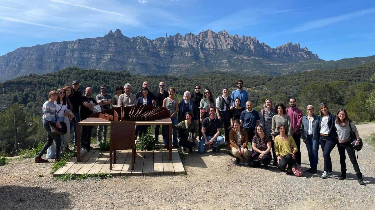 Participants a la primera sessió del programa celebrada a Castellbell i el Vilar