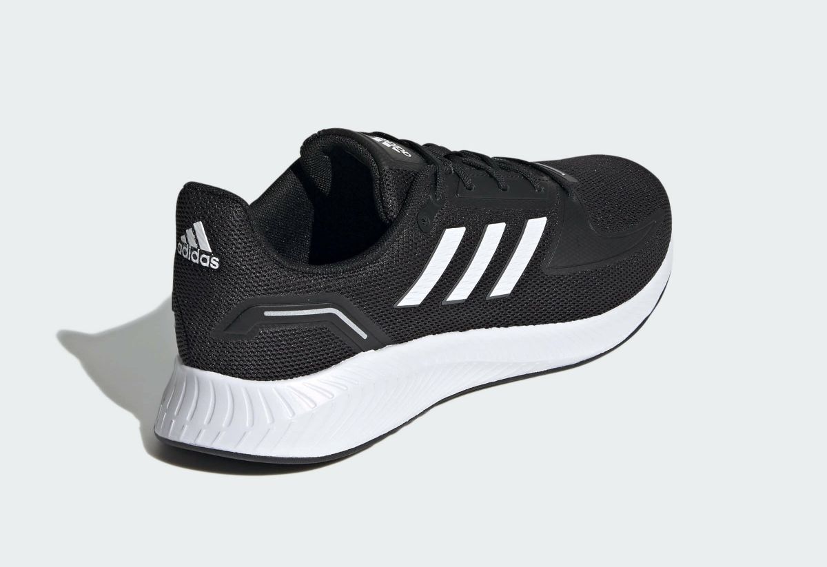 Adidas Runfalcon: las zapatillas deportivas (con 7.000 valoraciones) a mitad de precio