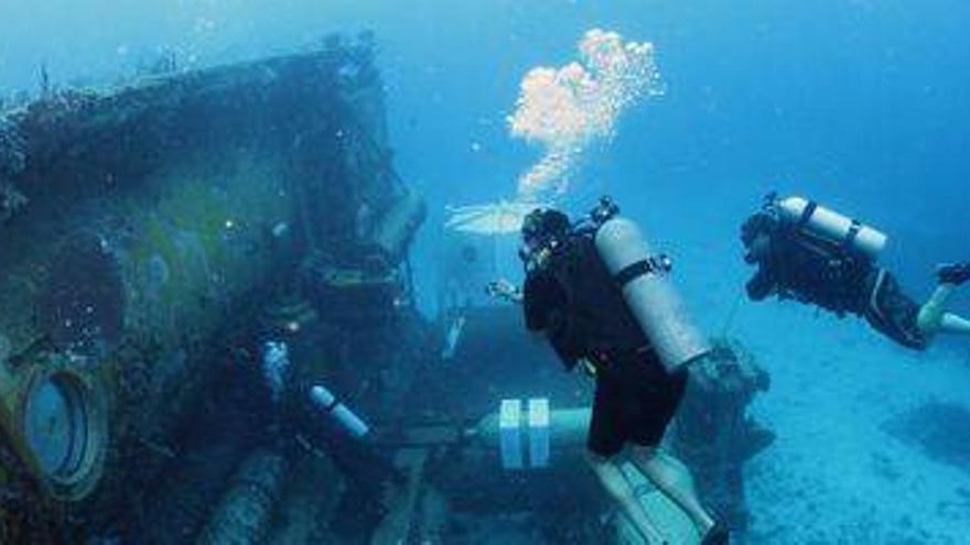El parque submarino atraerá a más de 3.000 aficionados al año a Castellón
