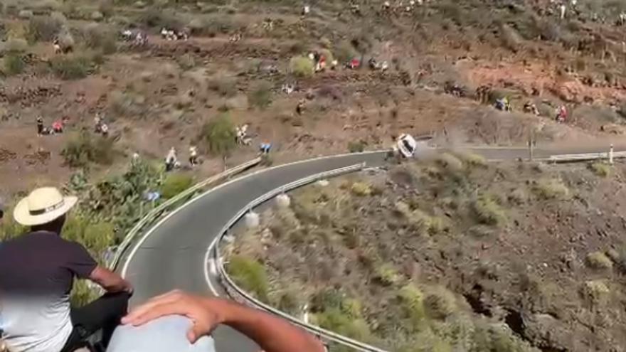 Rally Islas Canarias 2024: David Pérez y su Peugeot se retiran tras un choque en el tramo de Agüimes-Santa Lucía