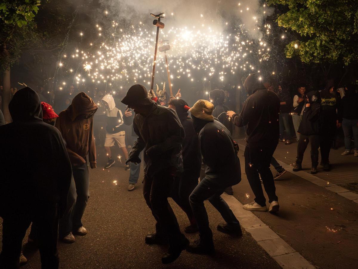 La Nit del Foc il·lumina Figueres La Nit del Foc il·lumina Figueres