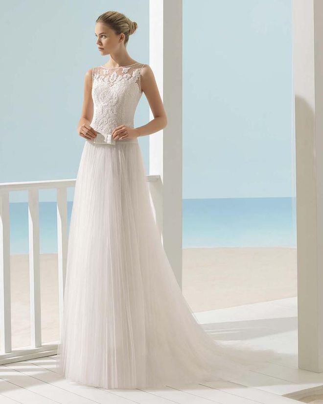 Vestidos de novia para noches de verano: Telas ligeras