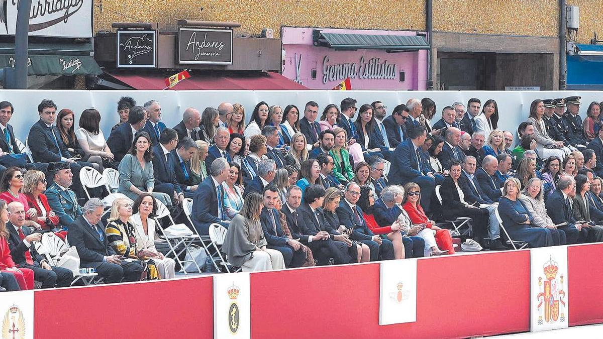 La tribuna de autoridades.