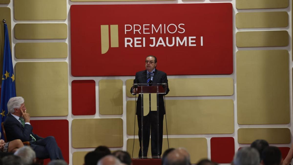 Vicente Boluda, durante su discurso en los premios Jaume I