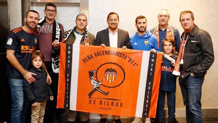 Gayà, premiado por la &#039;Peña Valencianista 511 de Bilbao&#039;