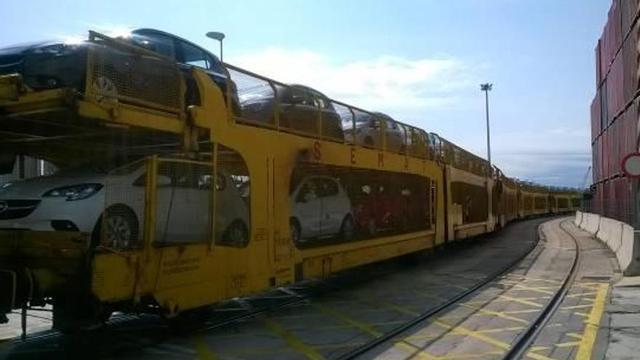 Valenciaport duplica el tráfico de mercancías a través del eje Cantábrico