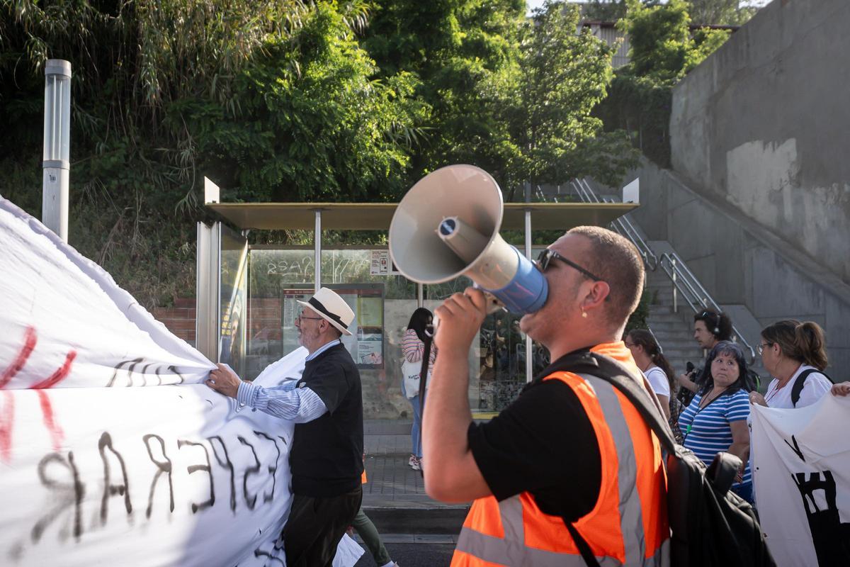 Vecinos de Torre Baró retoman la lucha de El 47 y exigen acabar con los retrasos del bus a demanda