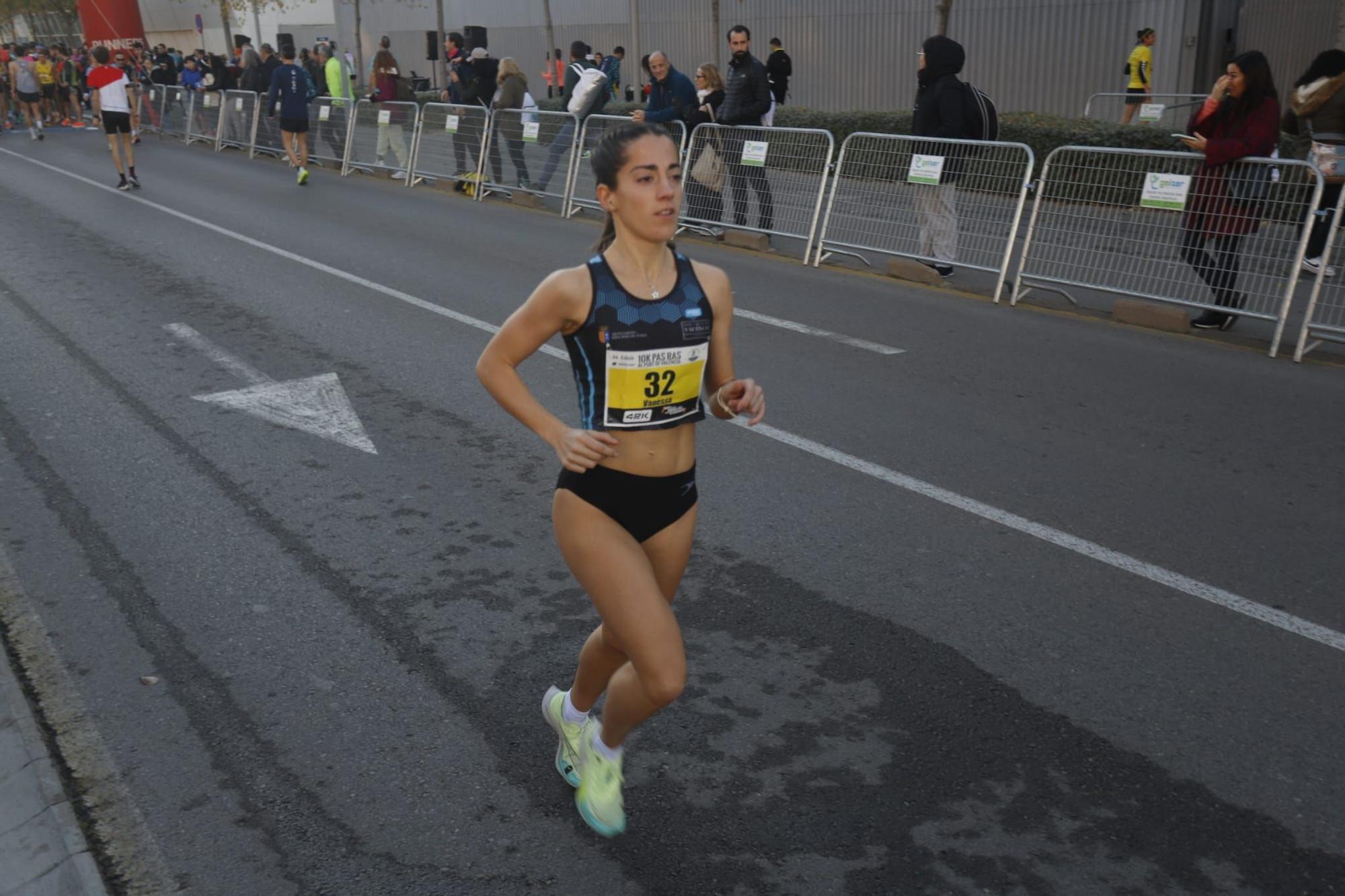 Búscate en la carrera 'Pas ras al port' de València