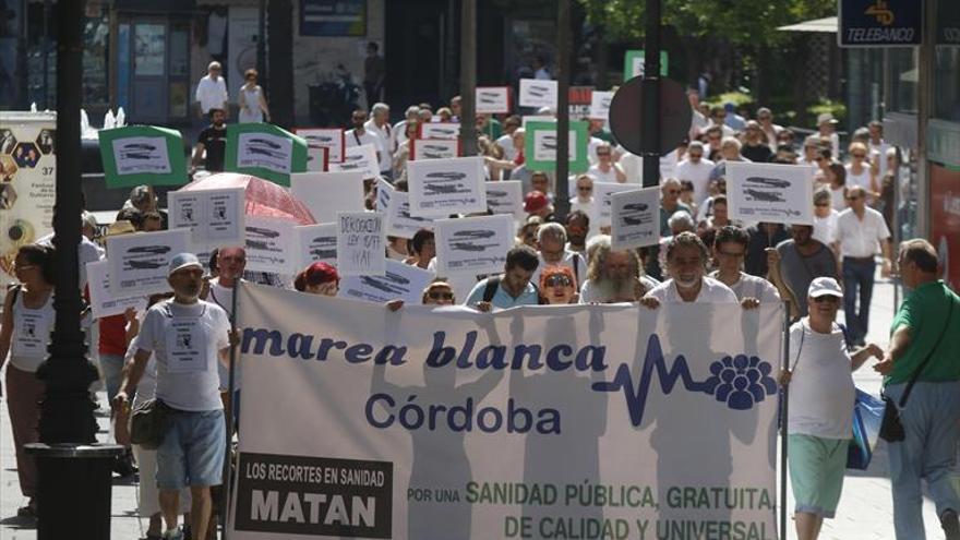 La Marea Blanca alerta de la falta de profesionales en verano