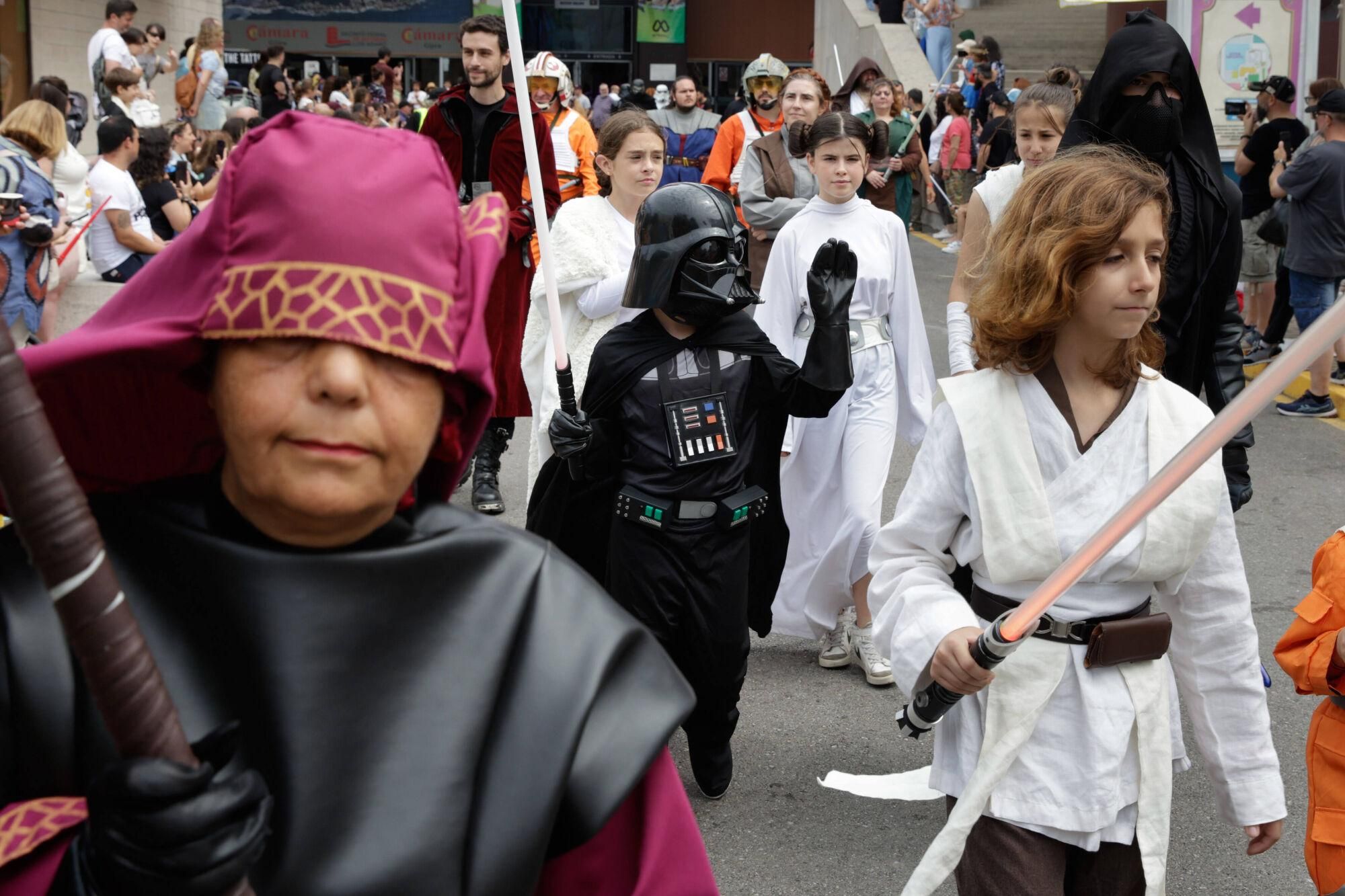 EN IMÁGENES: Desfile de Star Wars en Metropoli