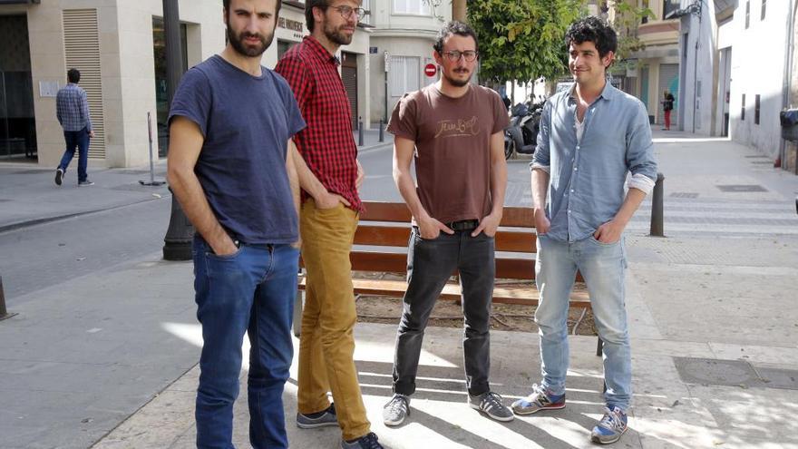 Manel cancela su concierto en Gandia por la &quot;violencia policial&quot;