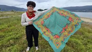 Do traxe tradicional á moda cotiá: o pano portugués vive en Galicia un momento de esplendor