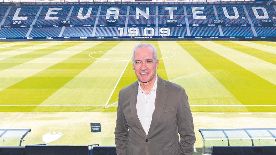 &quot;La primera felicitación que recibí fue del presidente del Alavés&quot;