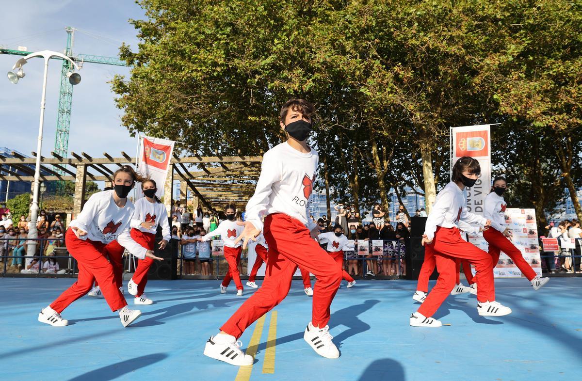 Vikul enciende las ganas de marcha de Vigo Vikul enciende las ganas de marcha de Vigo
