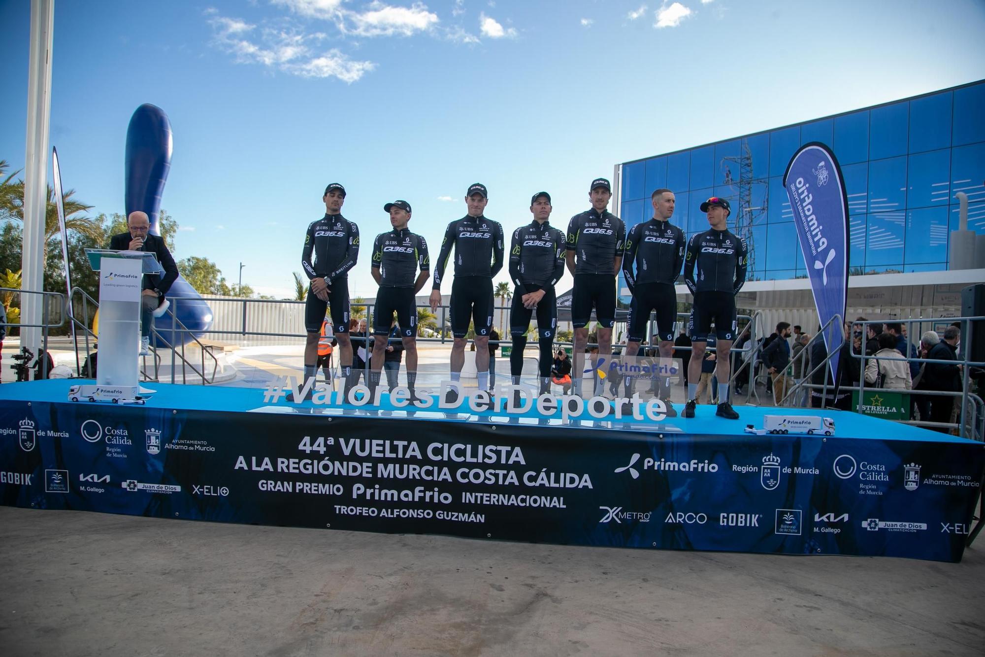 FOTOS: Así ha sido la salida de la Vuelta Ciclista a la Región de Murcia