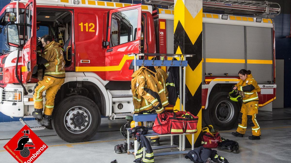 Efectivos del Consorcio Provincial de Bomberos.