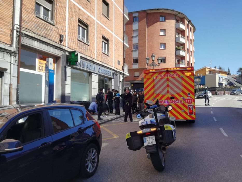 Una niña de dos años y medio cae desde un tercer piso en Vallobín