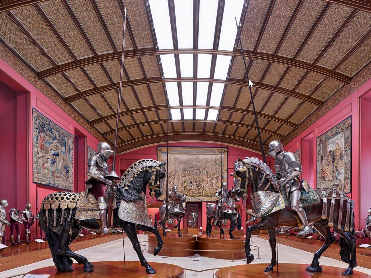El interior de la Real Armería del Palacio Real de Madrid.