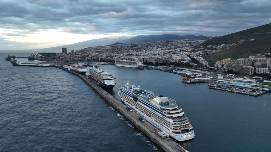 Tenerife se posiciona como uno de los destinos preferidos para el tráfico de cruceristas