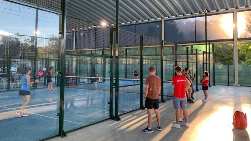 Las pistas de pádel de Redondela que serán renovadas. // FdV