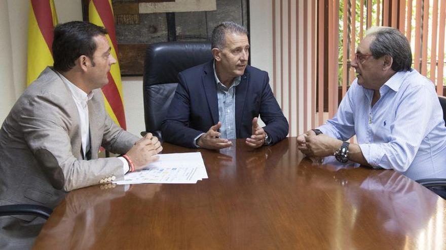 Diputación y empresarios de Castellón rechazan el &quot;tasazo&quot; al turismo