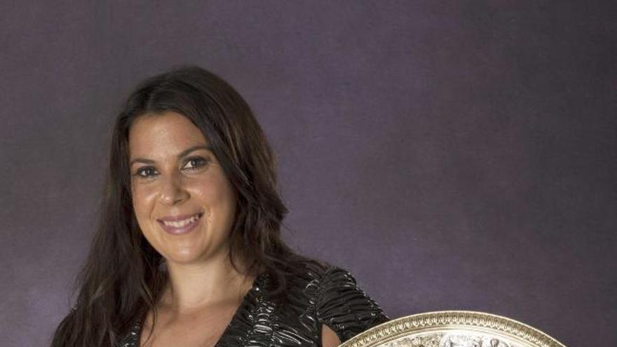 Marion Bartoli, el pasado 7 de julio, con el trofeo conquistado en Wimbledon.