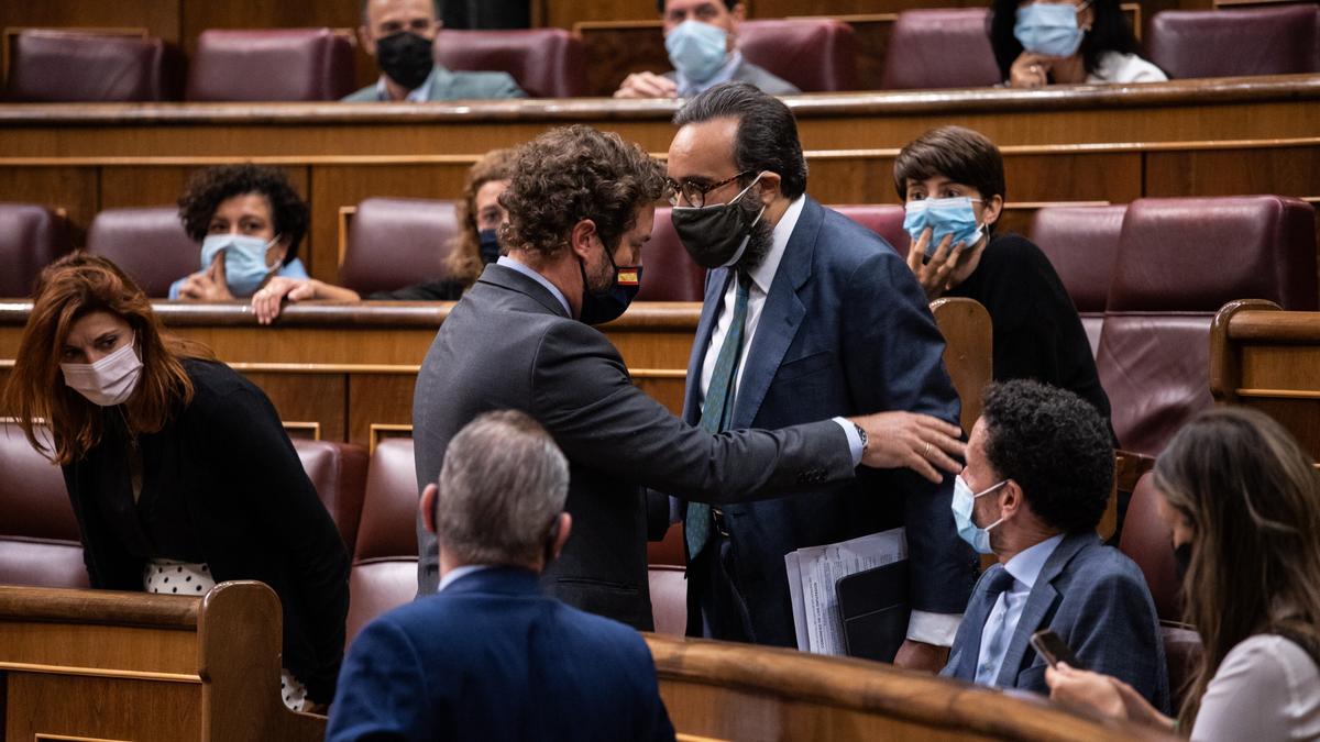 Un diputado de Vox se niega a abandonar el Congreso tras llamar “bruja” a una diputada del PSOE.