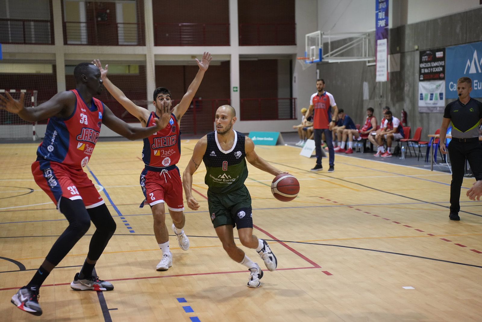 El partido del UCB Córdoba ante el Jaén, en imágenes