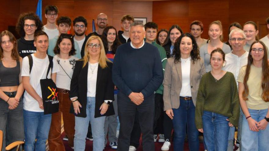 Recepción a alumnado y profesorado de un intercambio del IES Sanxenxo con Austria