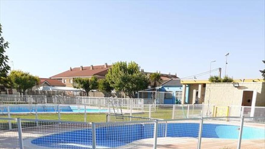 Las piscinas abrirán el 1 de julio pero solo para los socios