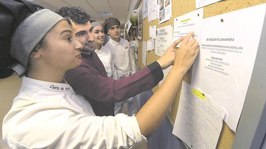 La patronal turística alerta de que faltan trabajadores cara al verano