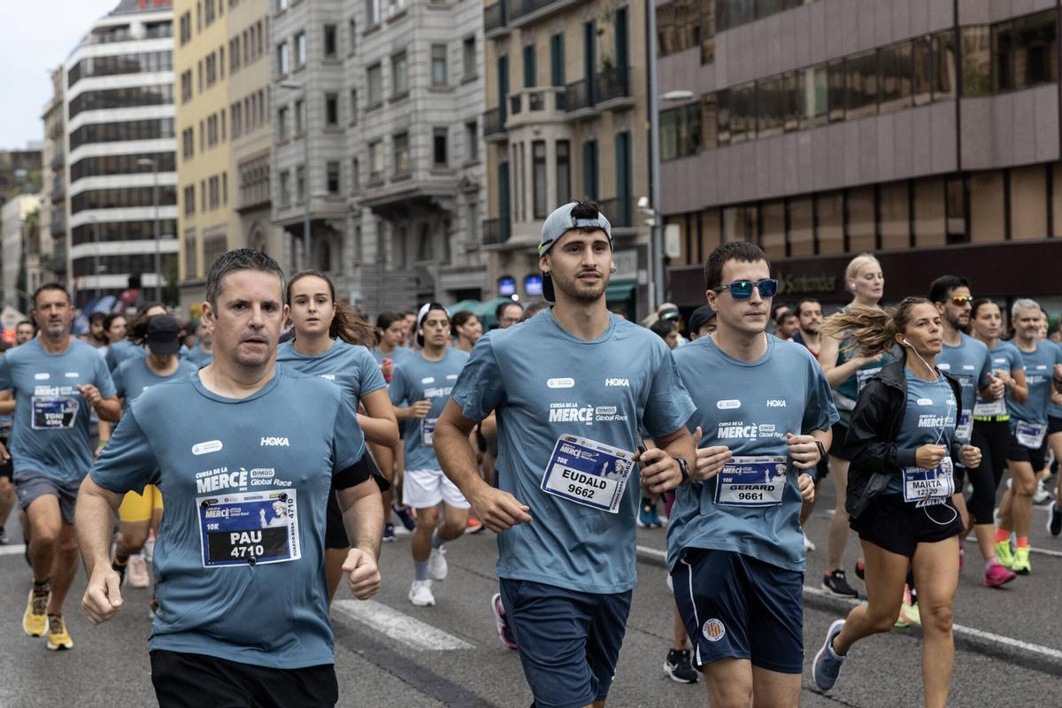 14.000 corredores participan en esta edición de la Cursa de la Mercè, en Barcelona.