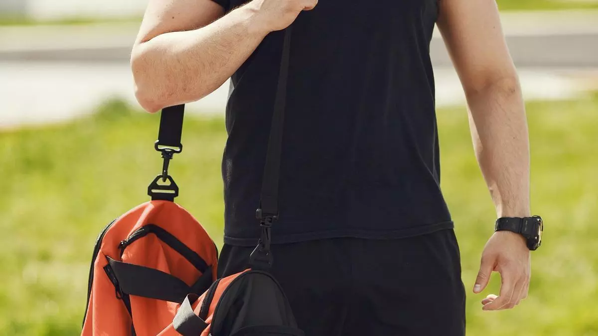 Las mejores bolsas de gimnasio para llevar tu equipo cómodamente, pero que usarás para todo
