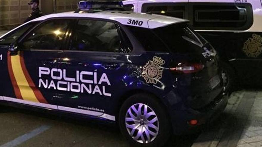 Detenida en Madrid la cuidadora de un anciano por robarle su dinero tras morir por COVID