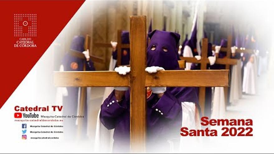 Vídeo | Estación de penitencia de las hermandades del Viernes Santo en Córdoba