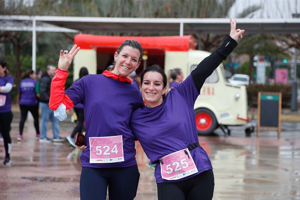 Carrera de la Mujer Murcia 2022: las participantes posan en el photocall