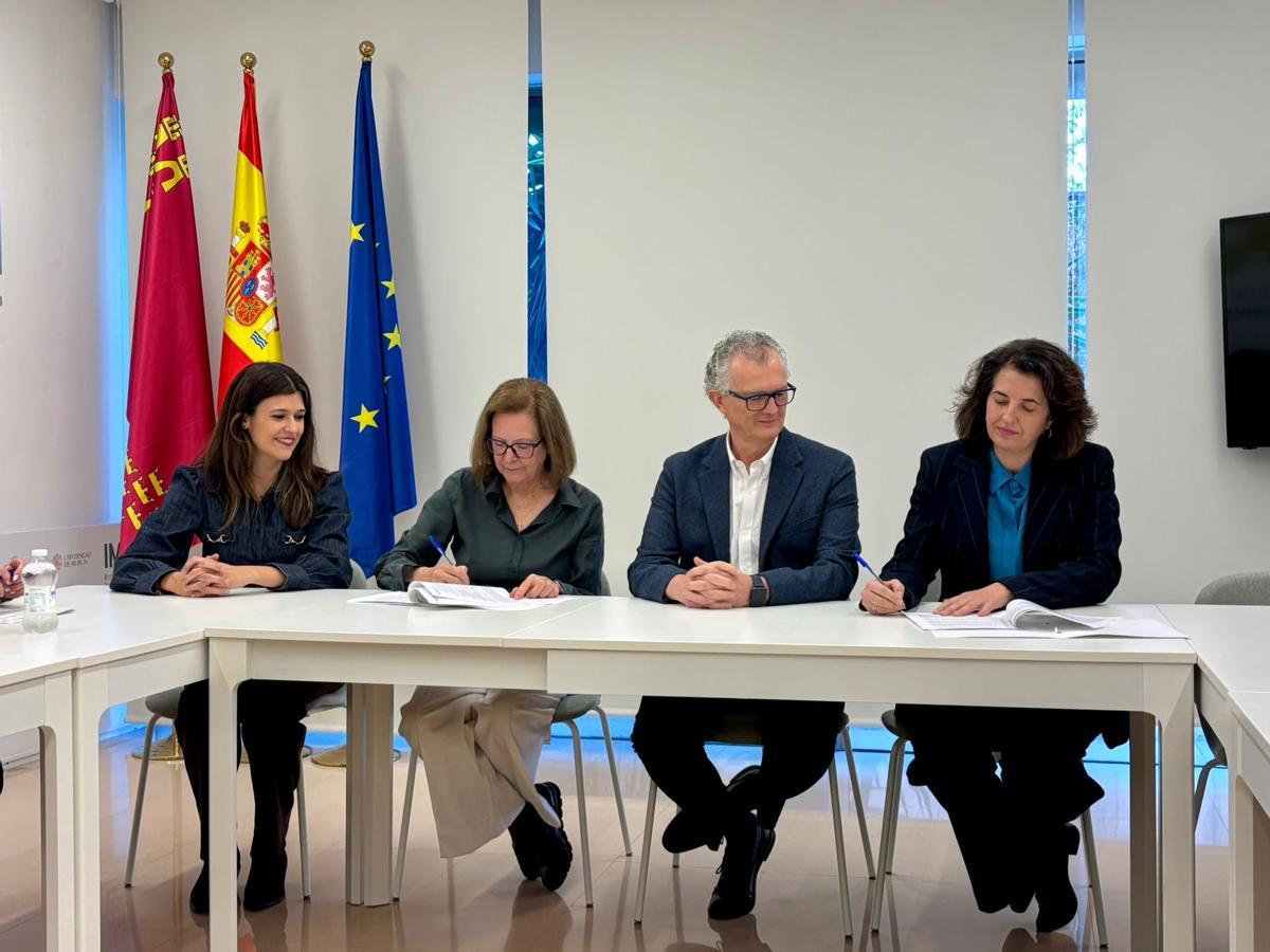 Firma del convenio de colaboración este viernes.