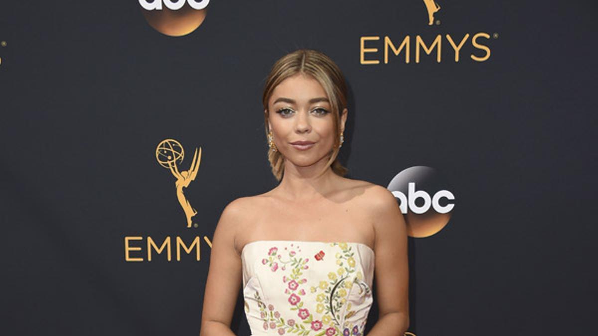 Emmys 2016: todos los vestidos de la alfombra roja