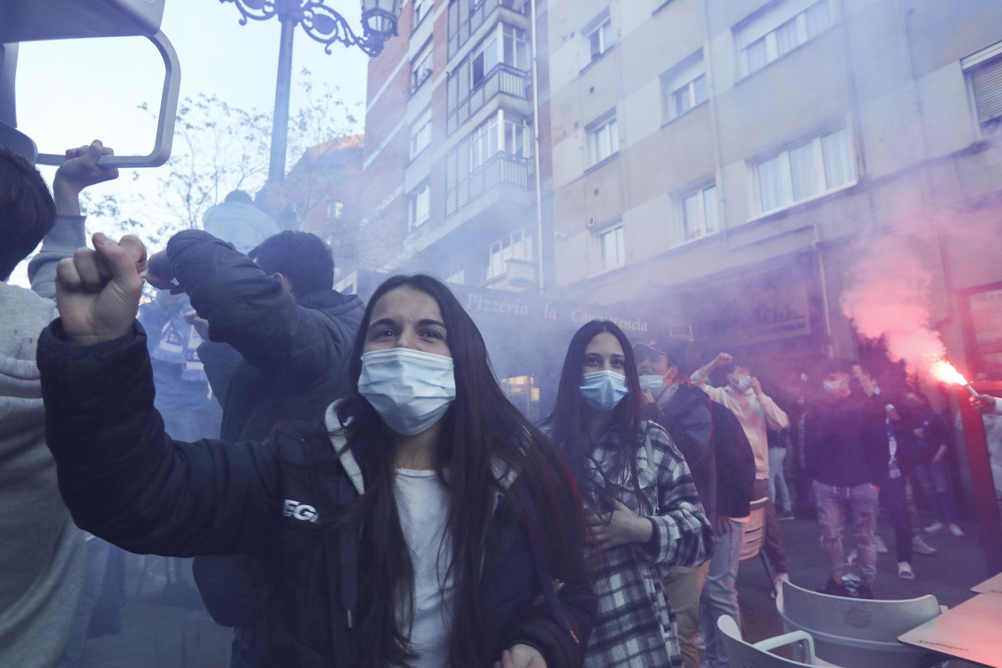 El ambiente en Oviedo durante el derbi